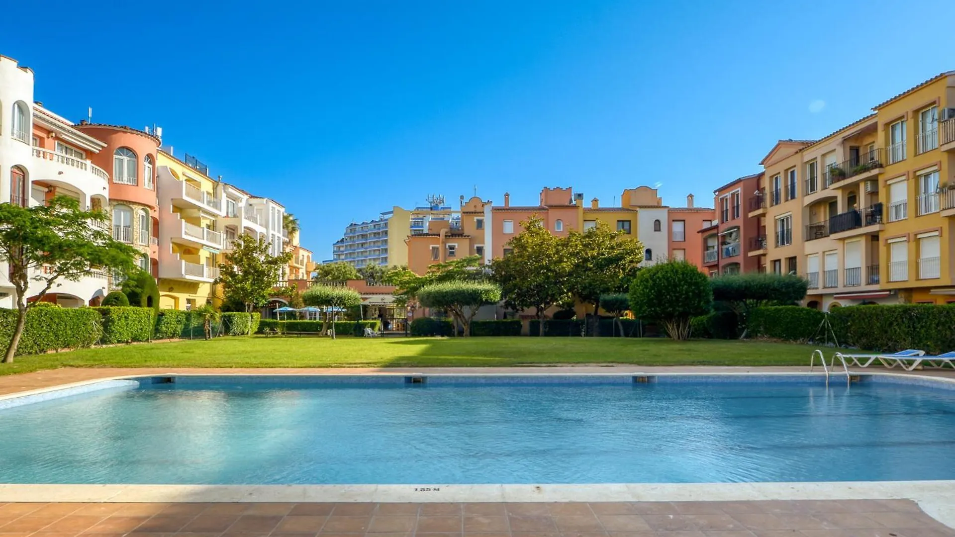 Apartment Gran Reserva Flores 4 - Immo Barneda Empuriabrava
