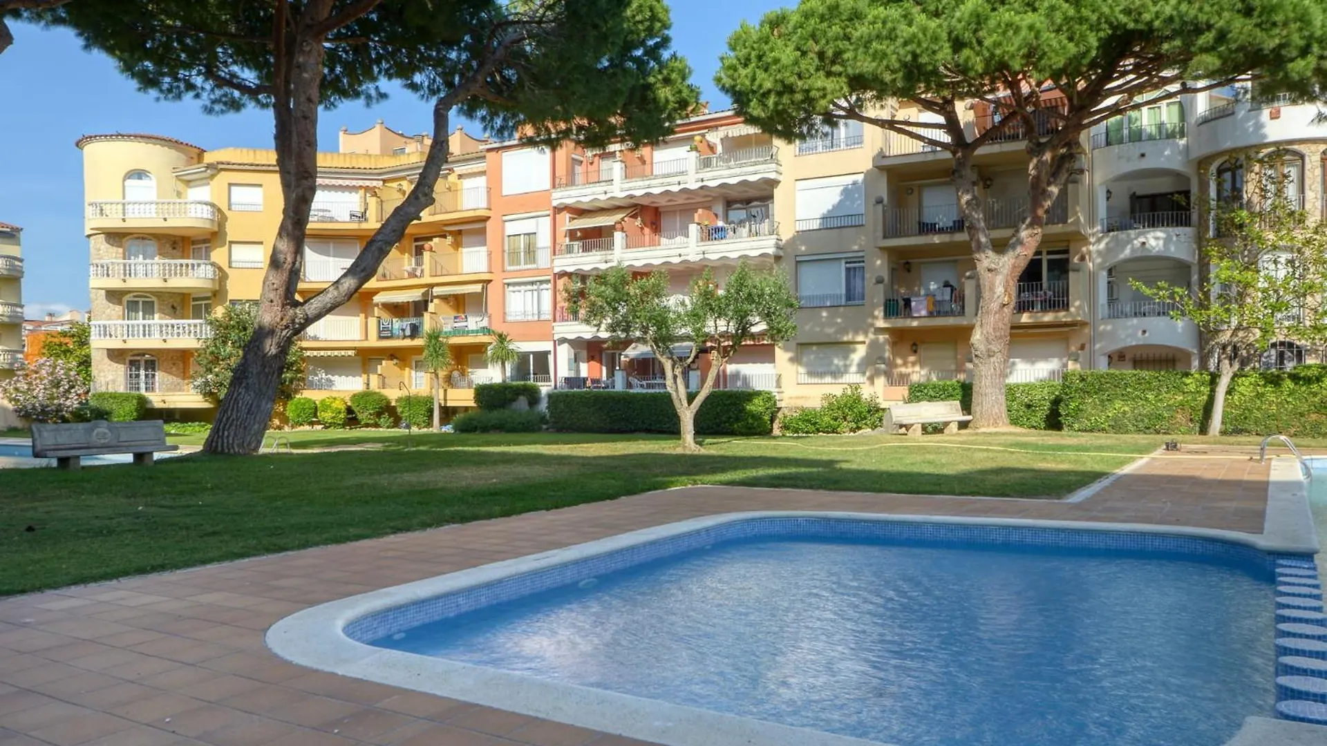 Apartment Gran Reserva Flores 4 - Immo Barneda Empuriabrava